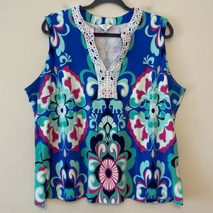Crown & Ivy Patterned Blouse